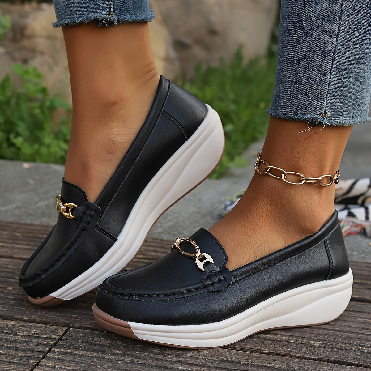 Lykke Bow Slip-on Sneakers