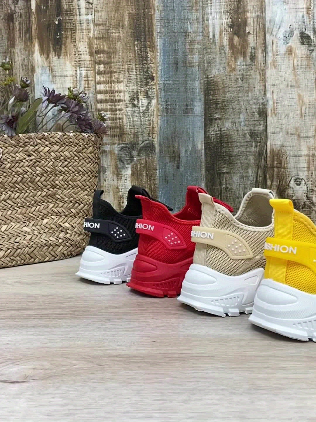 Nordic Lace Low-Top Sneakers