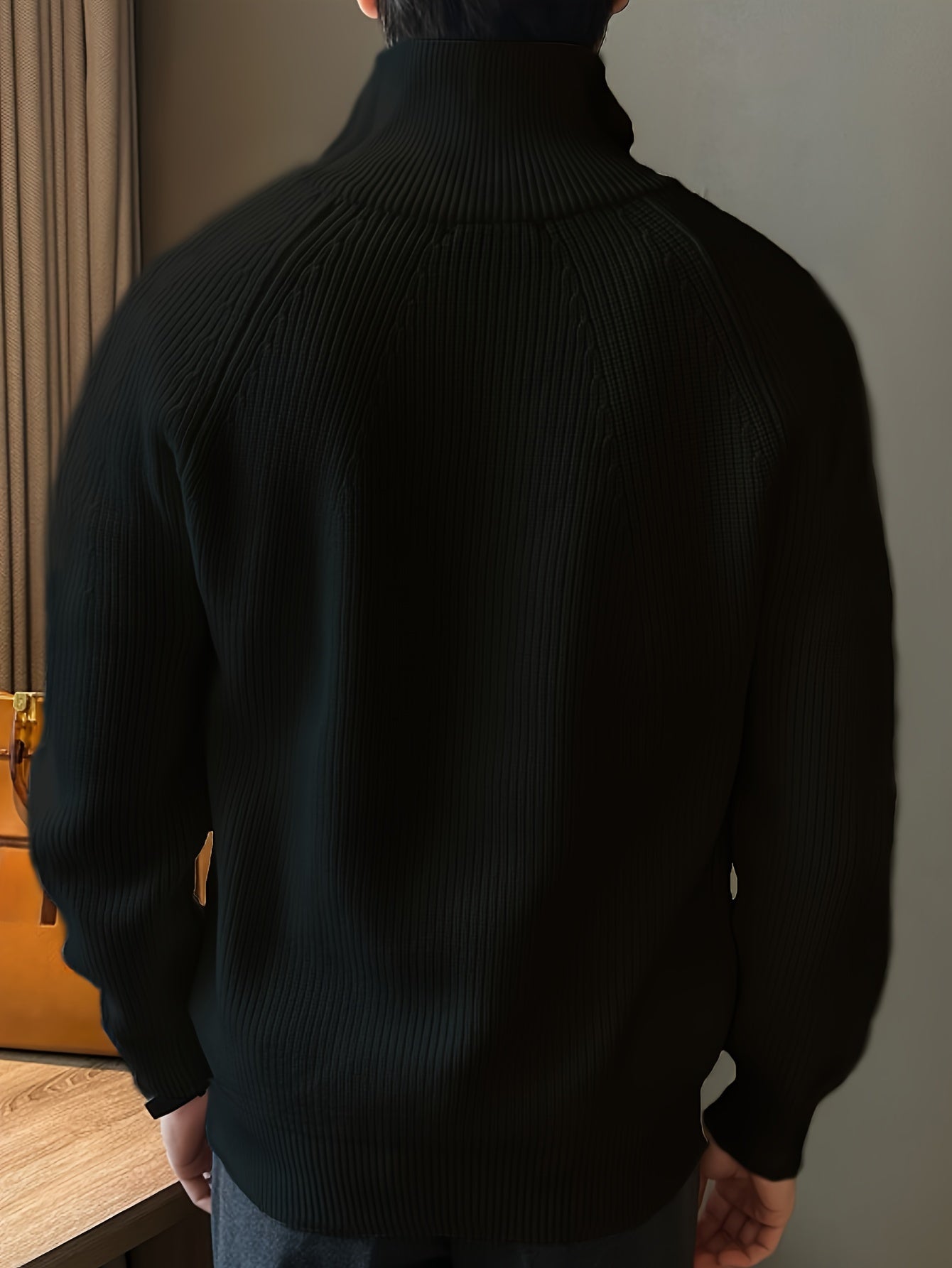 Erik Zip Pullover
