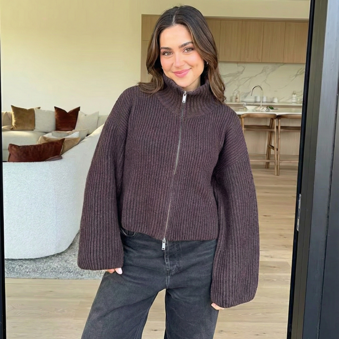 Linnea | Randig Stickad Kofta